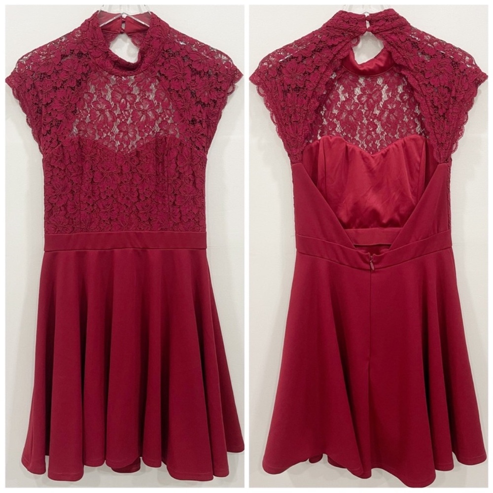 ♥️Wine Red Open Back Lace Top Mock Neck Skater Dress♥️